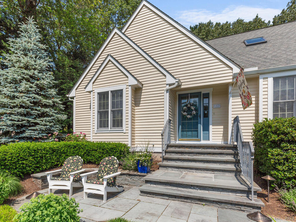 152 Hollyberry Road