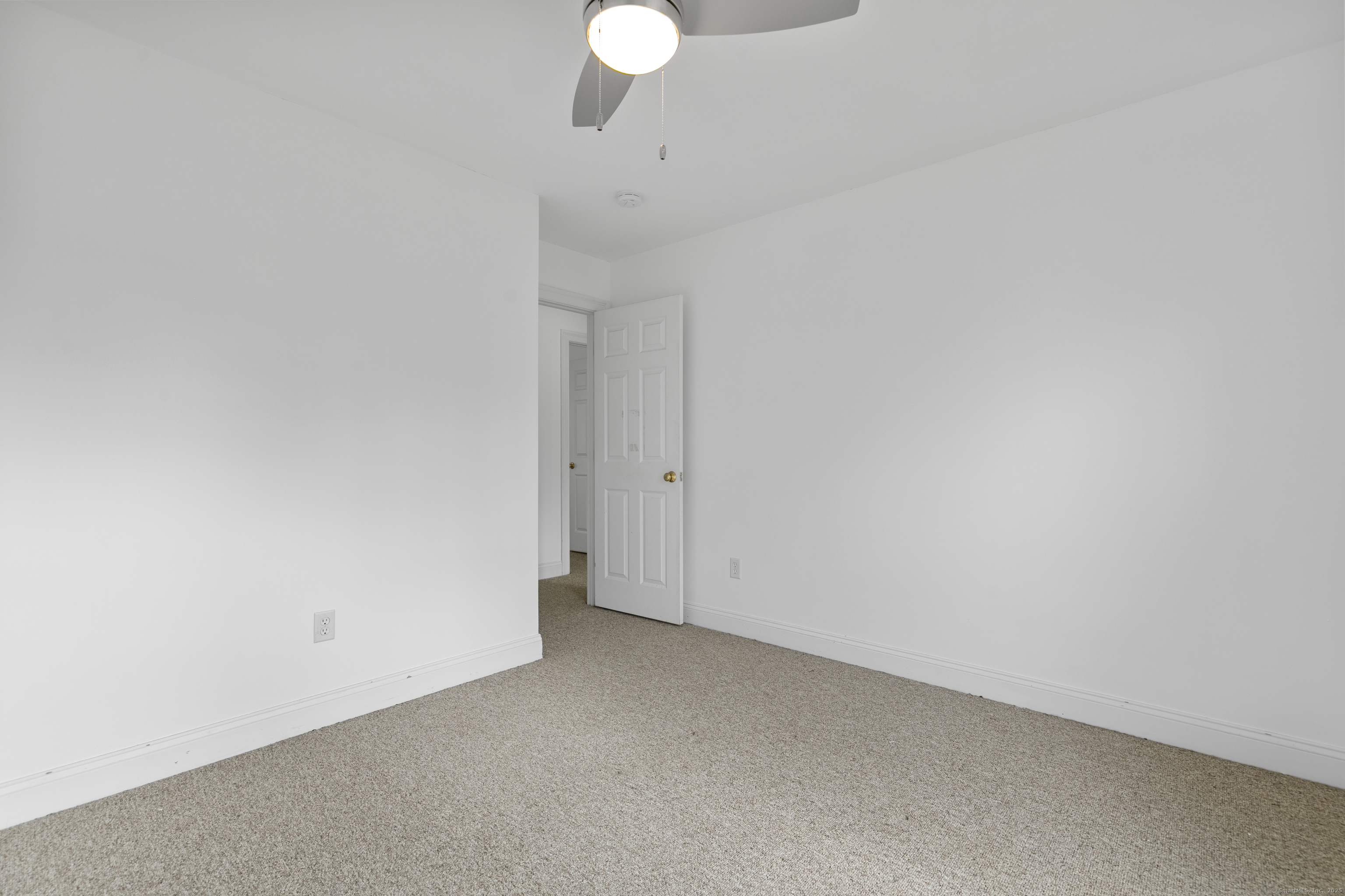 25 Platoz Drive, Montville, Connecticut image 17