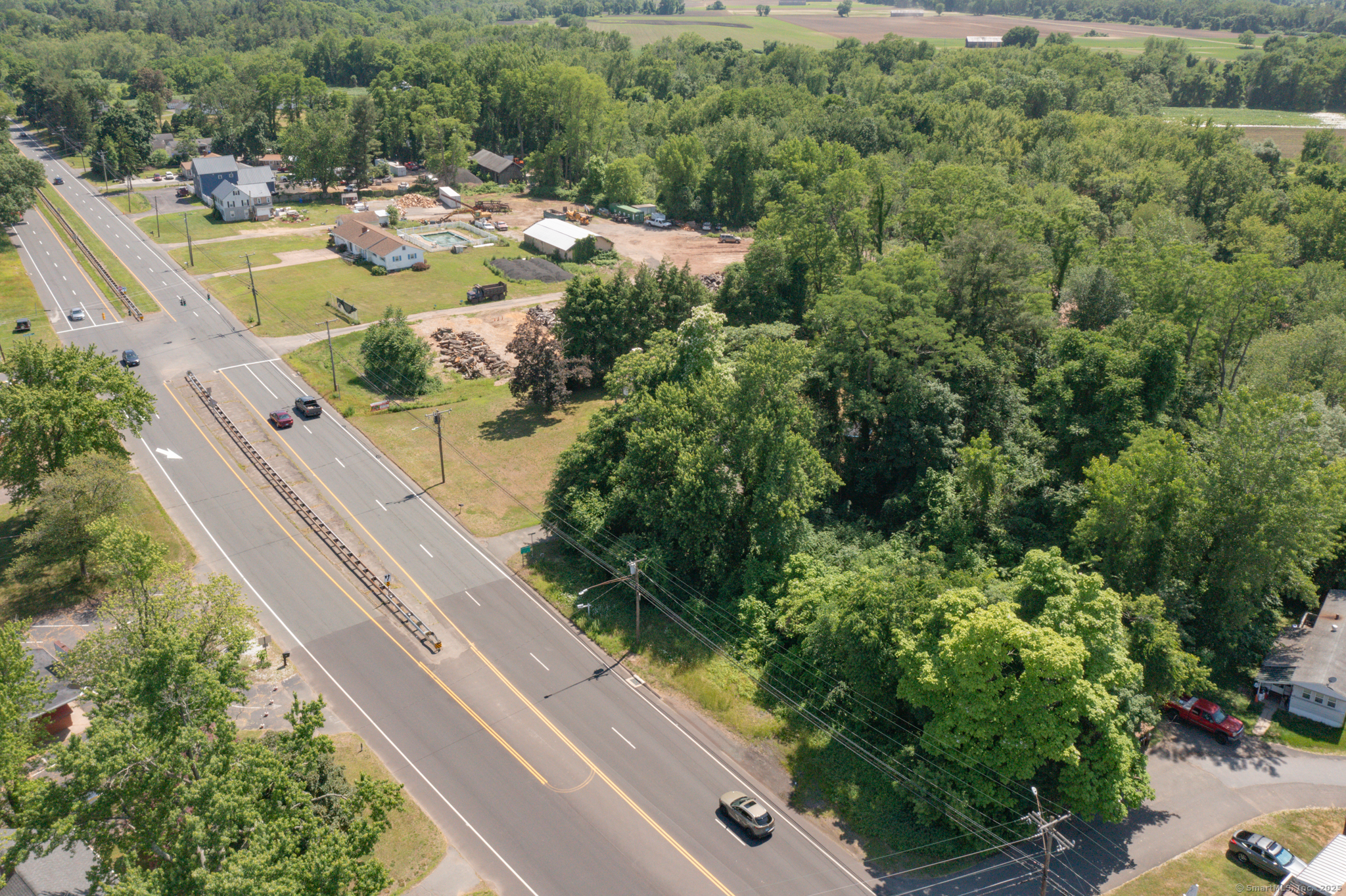 8 Oakengate Road, Wolcott, Connecticut image 3