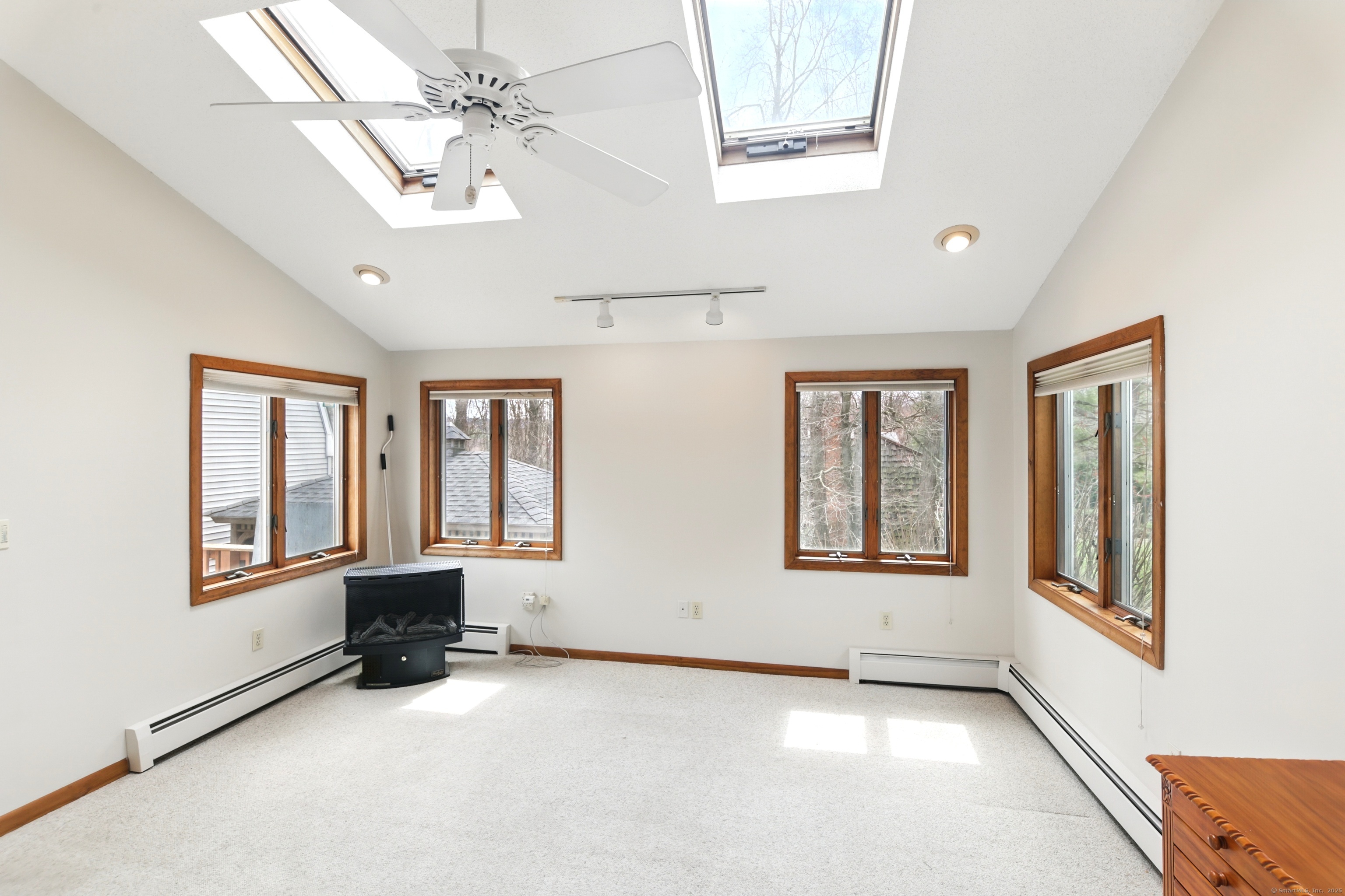 4 Horseshoe Drive, East Granby, Connecticut image 21