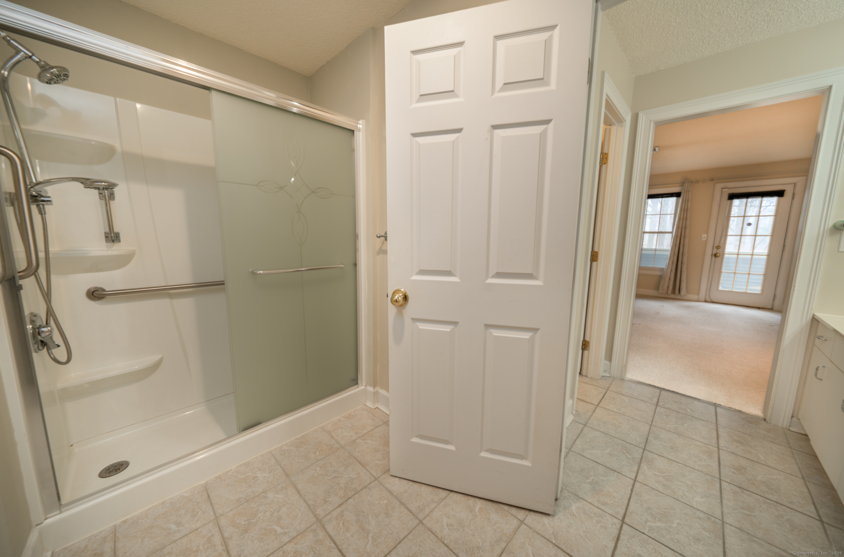 75 Redwood Drive #405, East Haven, Connecticut image 15
