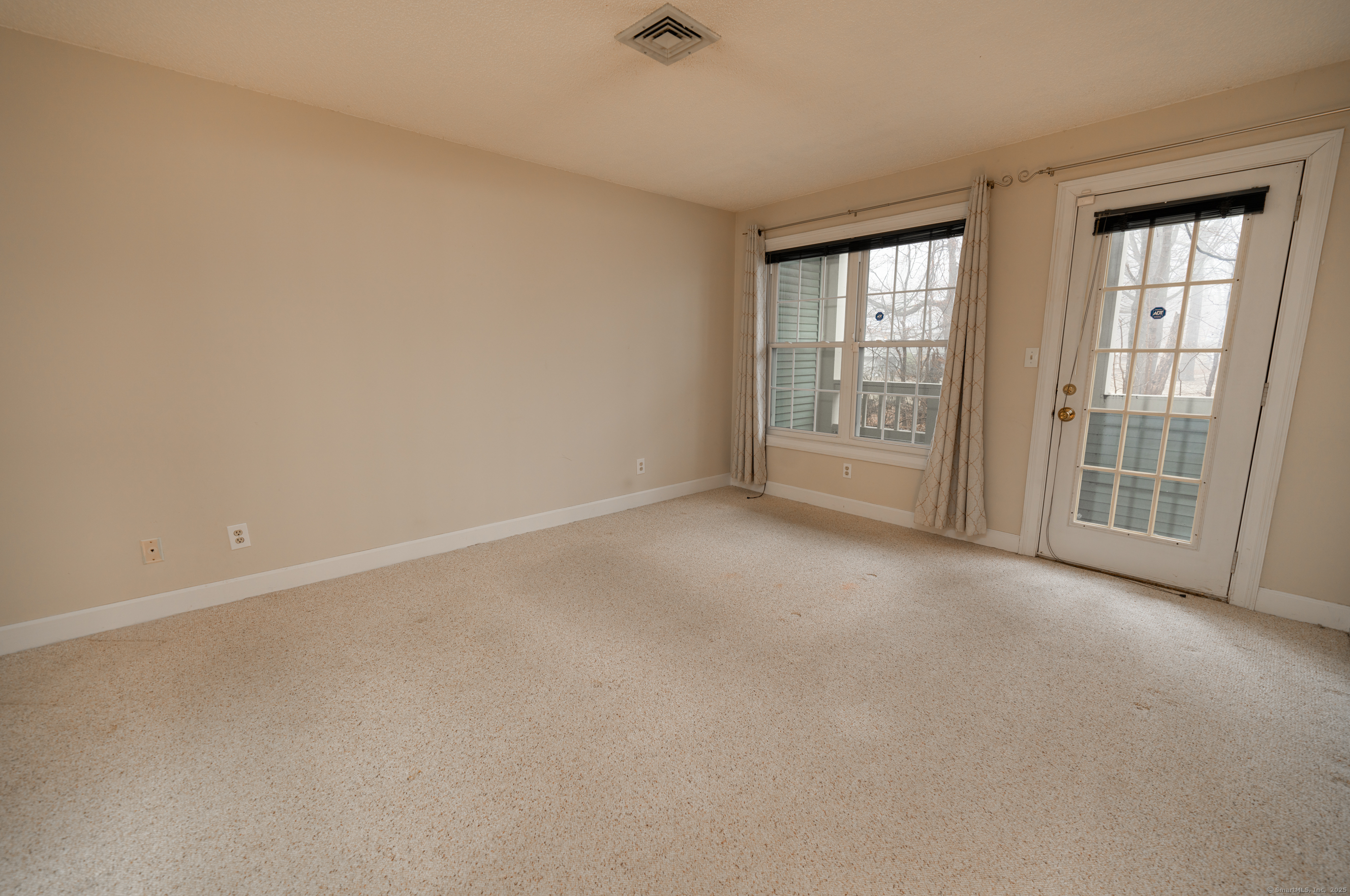 75 Redwood Drive #405, East Haven, Connecticut image 11