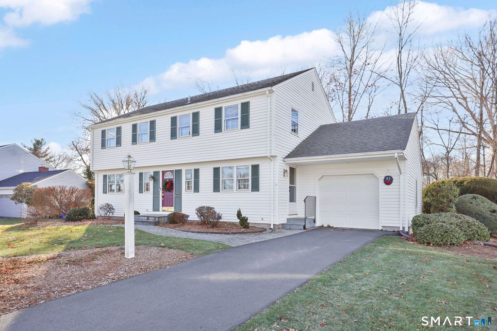 Photo of 83 Apple Hill, Wethersfield, CT 06109 (MLS # 24142856)