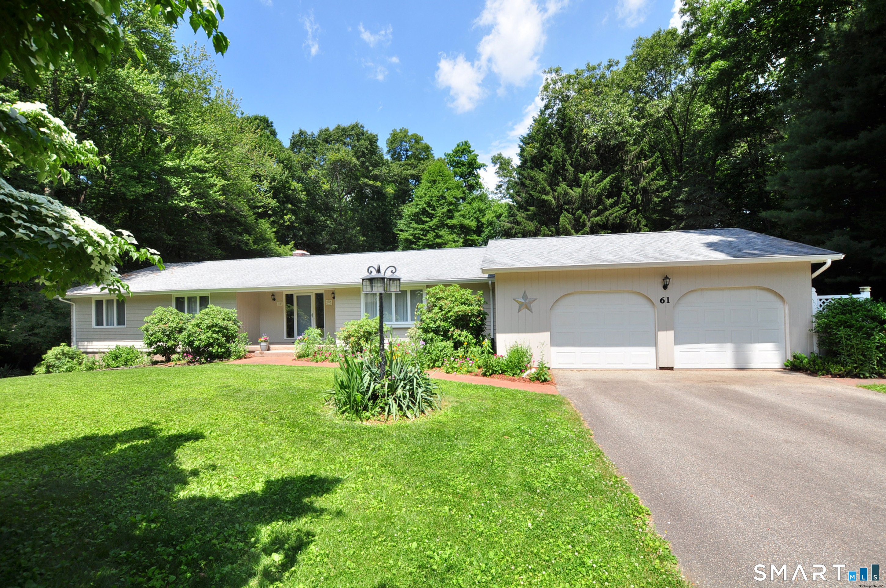 61 Indian Hill Trail