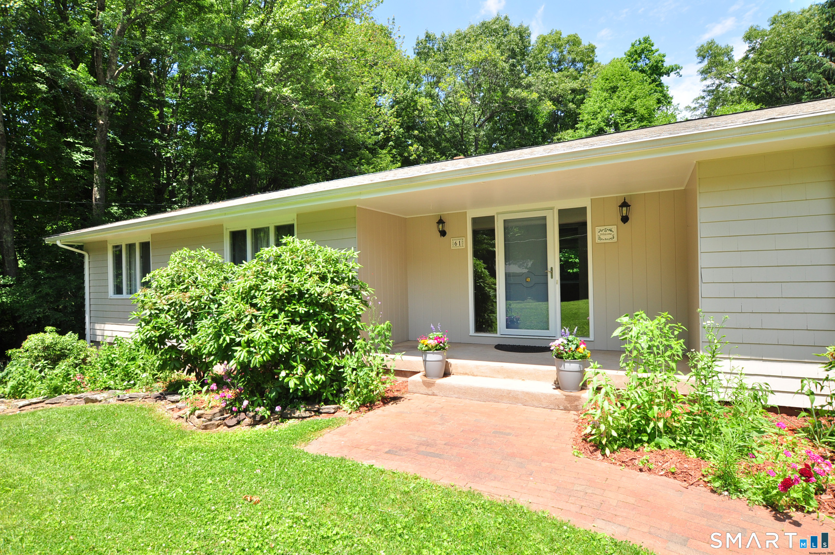 61 Indian Hill Trail