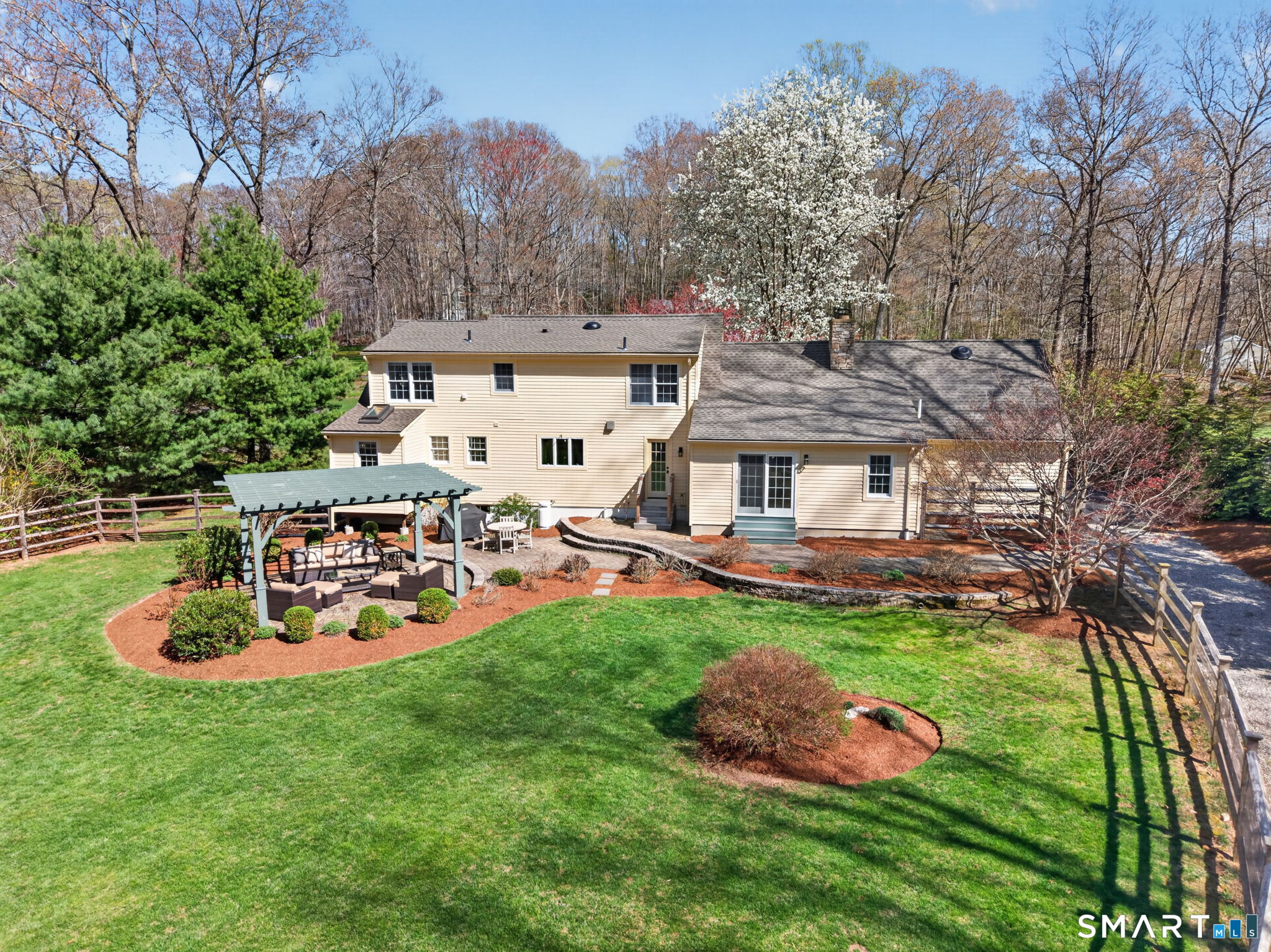 85 Fawn Brook Circle