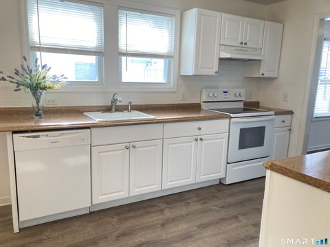 Tiny photo for 29 Sterling Place, Stamford, CT 06907 (MLS # 24151313)