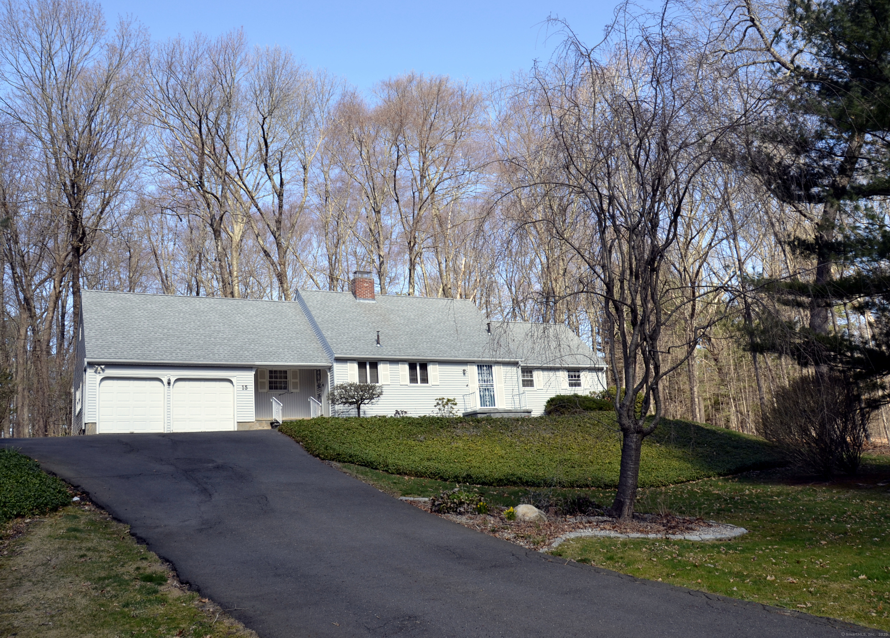 15 Burnwood Drive, Bloomfield, Connecticut image 2