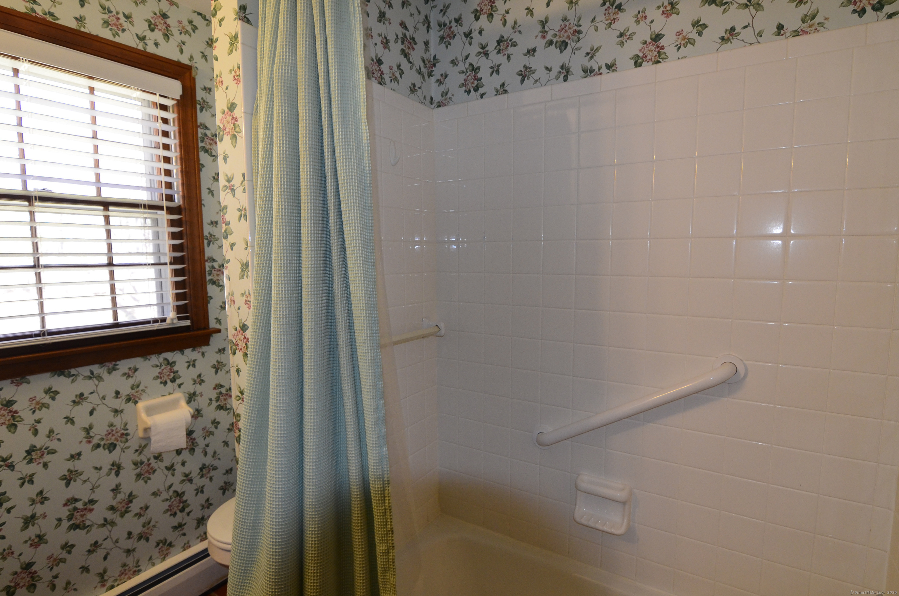 15 Burnwood Drive, Bloomfield, Connecticut image 29