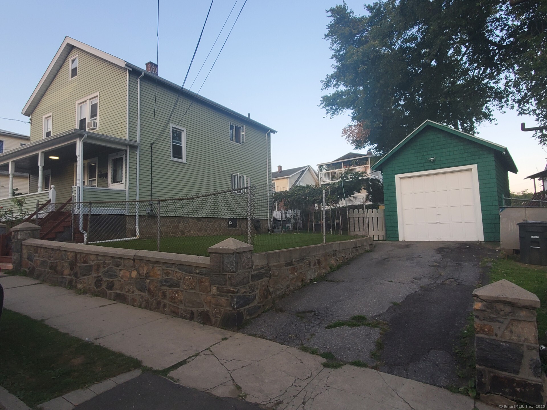 17 Alden Street