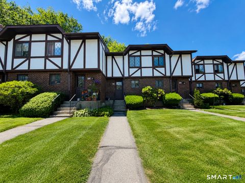 Photo of 505 Cedar Hollow Drive #505, Rocky Hill, CT 06067 (MLS # 24184301)