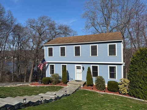 53 Clearview Drive Brookfield CT 06804