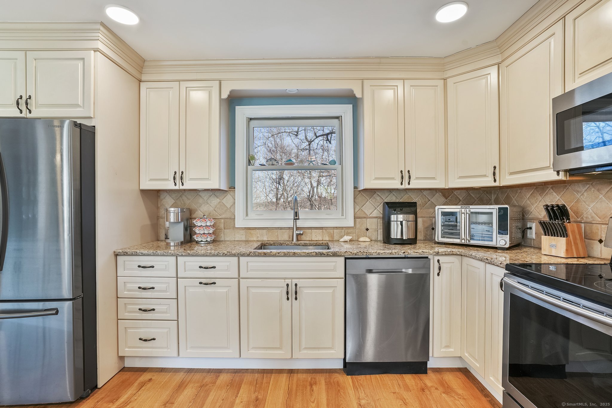 53 Clearview Drive, Brookfield, Connecticut image 12