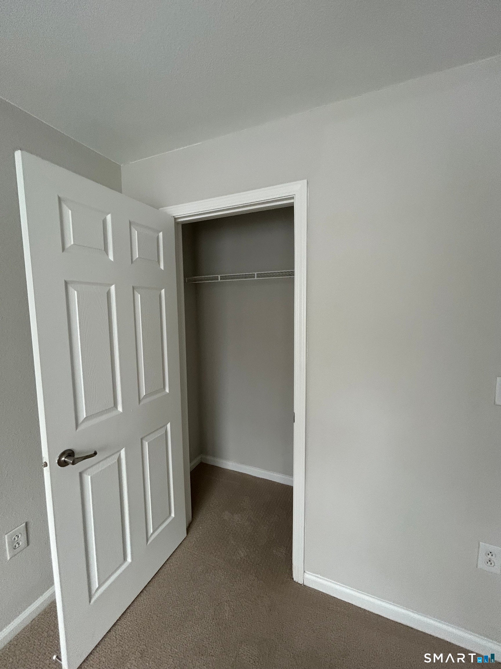 138 Hollow Tree Ridge Road 1702