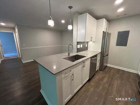 Homes For Rent - 138 Hollow Tree Ridge Road #1702<br/> Darien, CT 06820