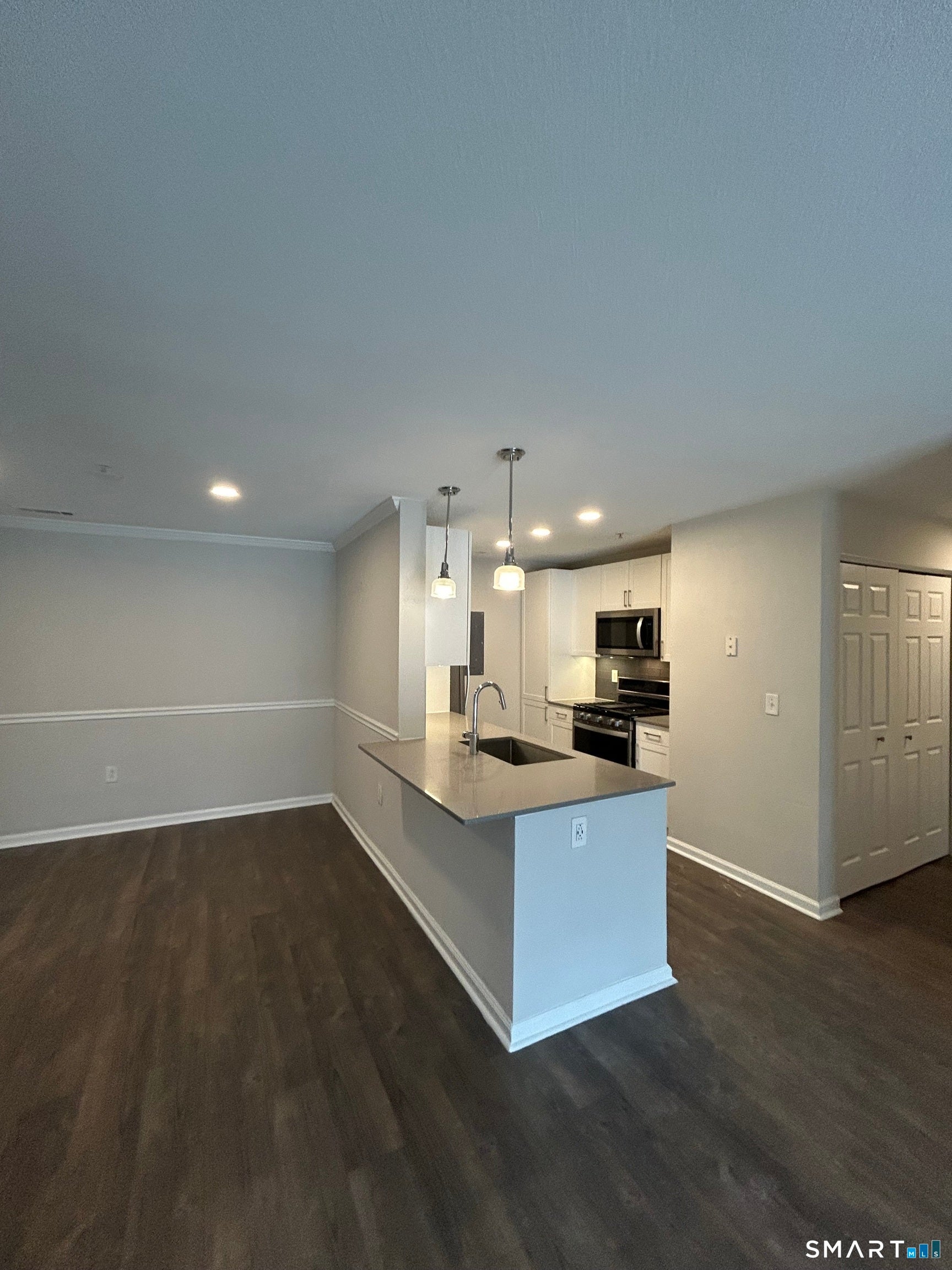 138 Hollow Tree Ridge Road 1702