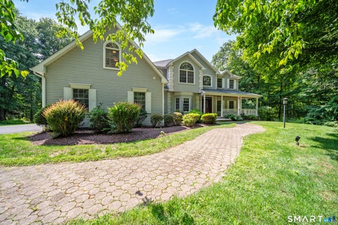 Photo of 282 Laurelwood Lane, Southbury, CT 06488 (MLS # 24197485)