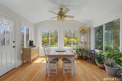 Tiny photo for 211 Meadow Brook Road #211, Oxford, CT 06478 (MLS # 24183464)