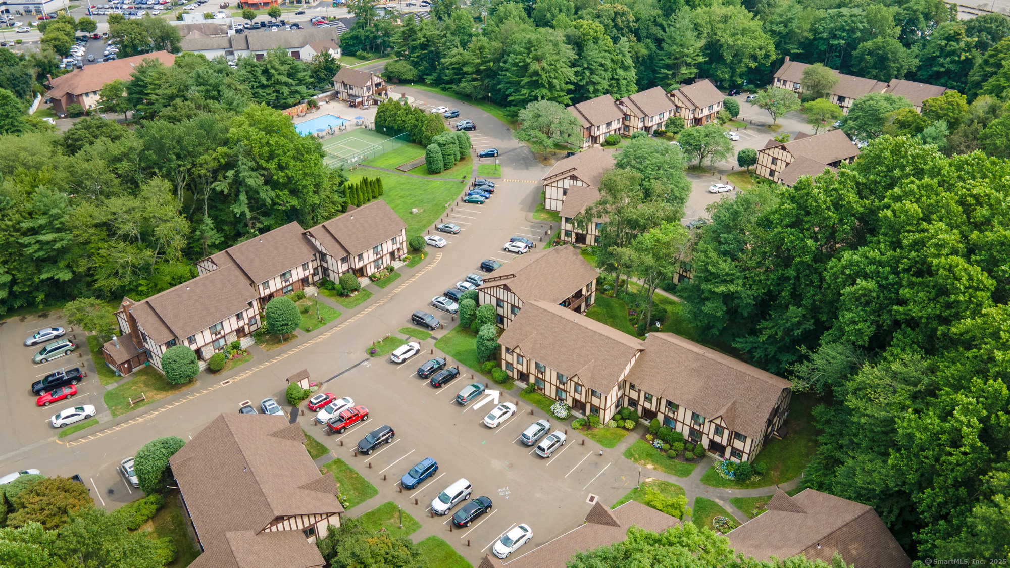 Milford, Connecticut 06461, United States, 2 Bedrooms Bedrooms, ,1 BathroomBathrooms,Residential,Active,173929