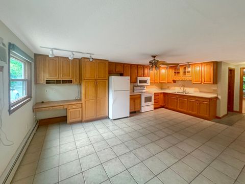 Photo of 85 Debbie Drive, South Windsor, CT 06074 (MLS # 24166391)