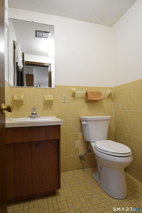 Tiny photo for 1385 Highland Avenue #13B, Waterbury, CT 06708 (MLS # 24155476)