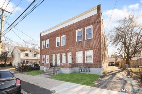 Tiny photo for 45-51 Cowles Street #45, Bridgeport, CT 06607 (MLS # 24185268)