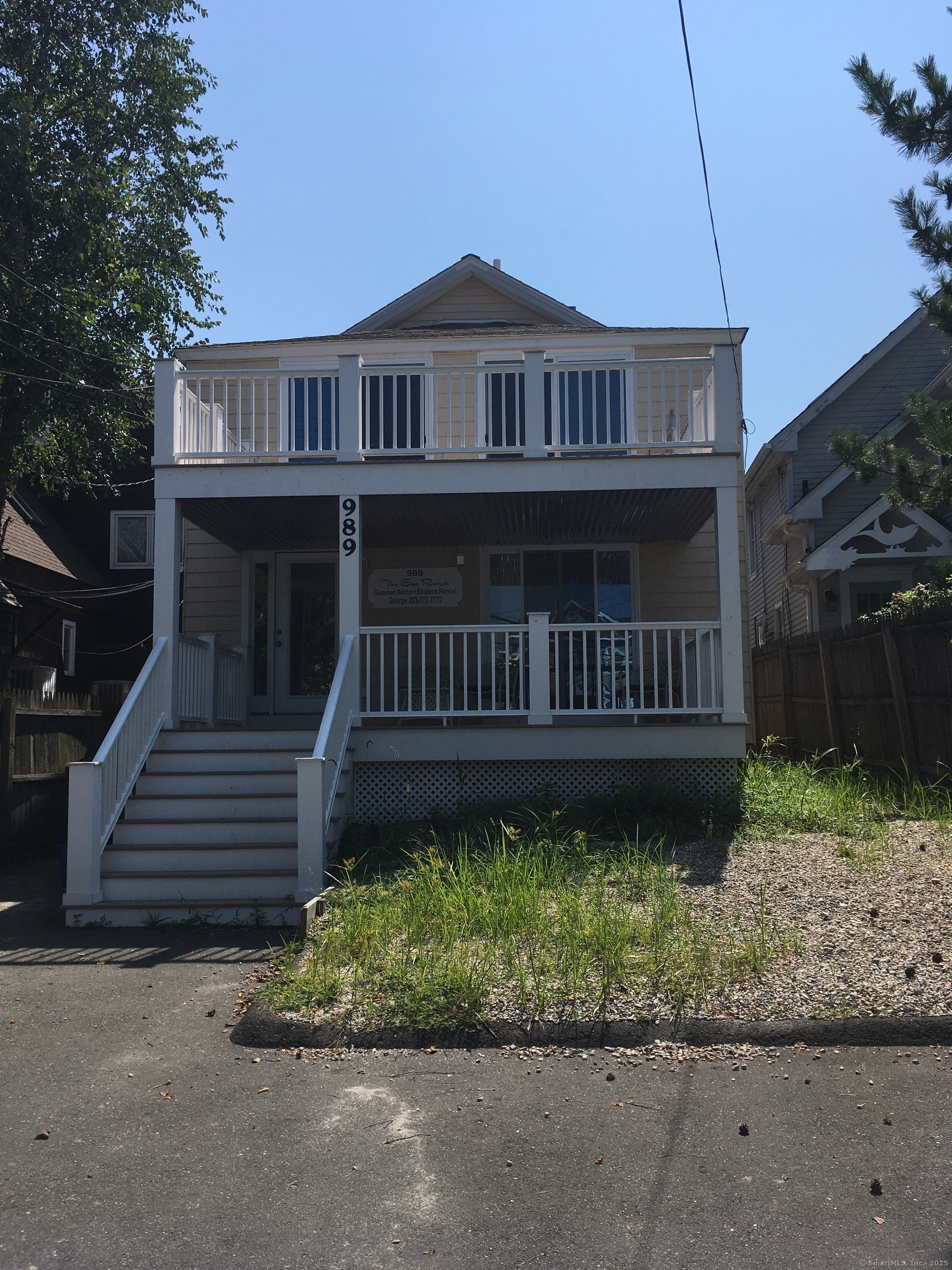 Fairfield Beach Road, Fairfield, Connecticut - 5 Bedrooms  
3 Bathrooms  
9 Rooms - 