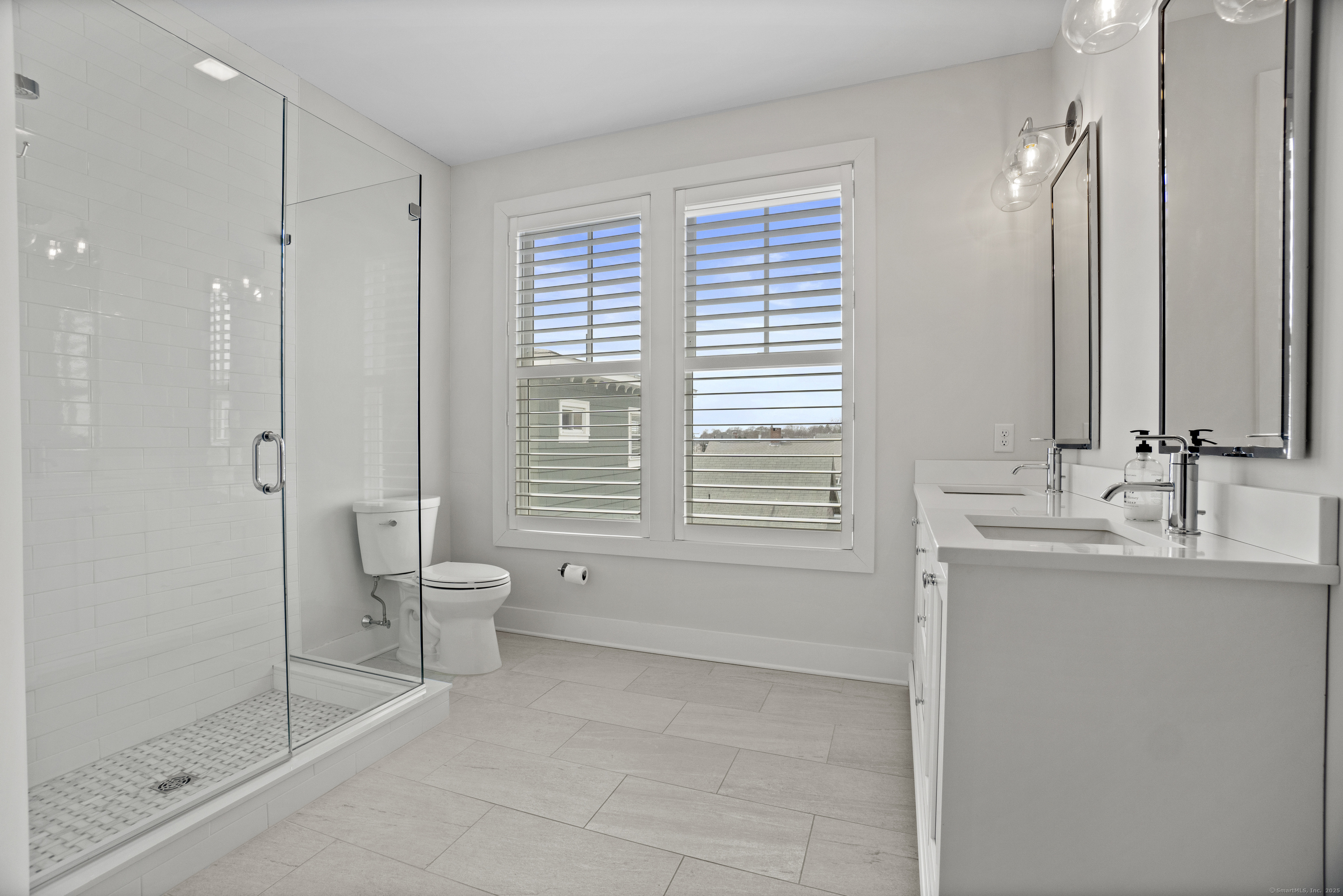 185 Main Street #APT 301, East Lyme, Connecticut image 25