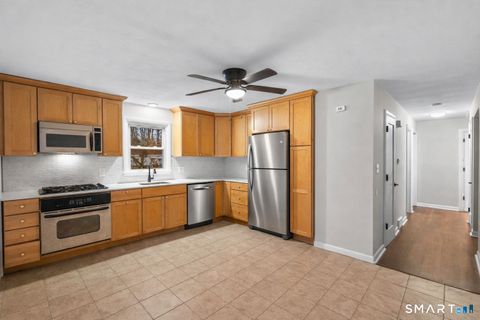 Tiny photo for 3 Highview Lane, New Haven, CT 06513 (MLS # 24163900)