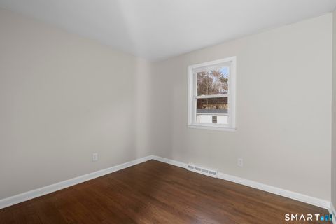 Tiny photo for 3 Highview Lane, New Haven, CT 06513 (MLS # 24163900)