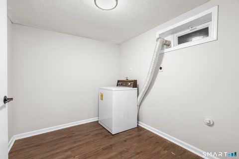 Tiny photo for 3 Highview Lane, New Haven, CT 06513 (MLS # 24163900)