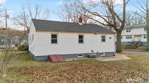 Tiny photo for 3 Highview Lane, New Haven, CT 06513 (MLS # 24163900)