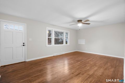 Tiny photo for 3 Highview Lane, New Haven, CT 06513 (MLS # 24163900)