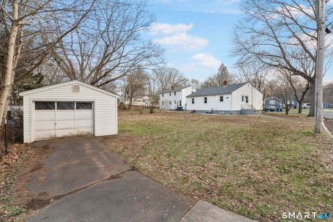 Tiny photo for 3 Highview Lane, New Haven, CT 06513 (MLS # 24163900)