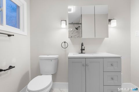 Tiny photo for 3 Highview Lane, New Haven, CT 06513 (MLS # 24163900)