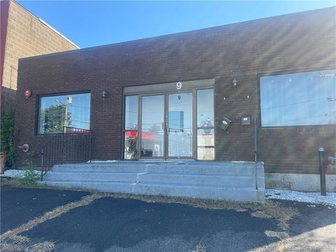 9 Maplewood Avenue Bloomfield CT 06002