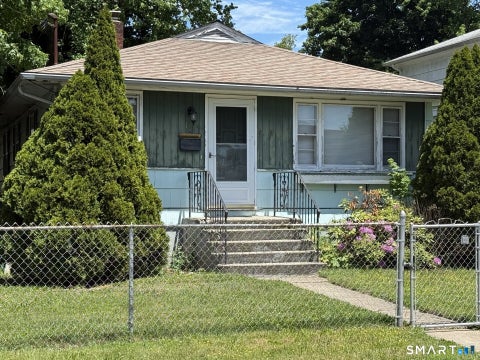 Homes For Sale - 166 Marigold Avenue<br/> Bridgeport, CT 06606