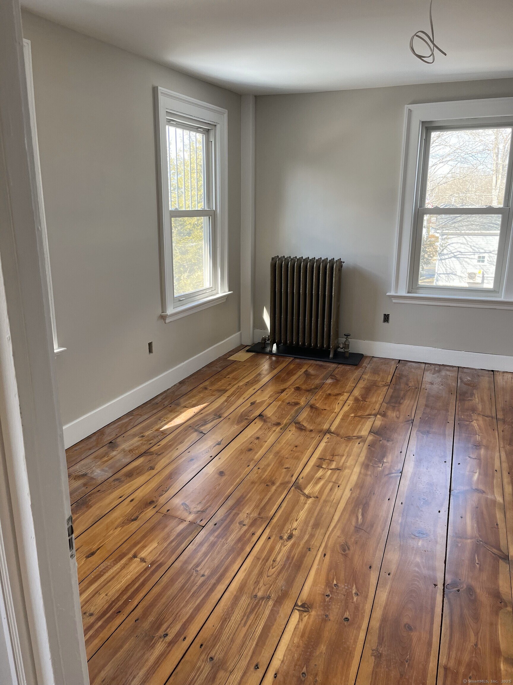 Granby, Connecticut 06035, United States, 2 Bedrooms Bedrooms, ,1 BathroomBathrooms,Residential,Pending,83980