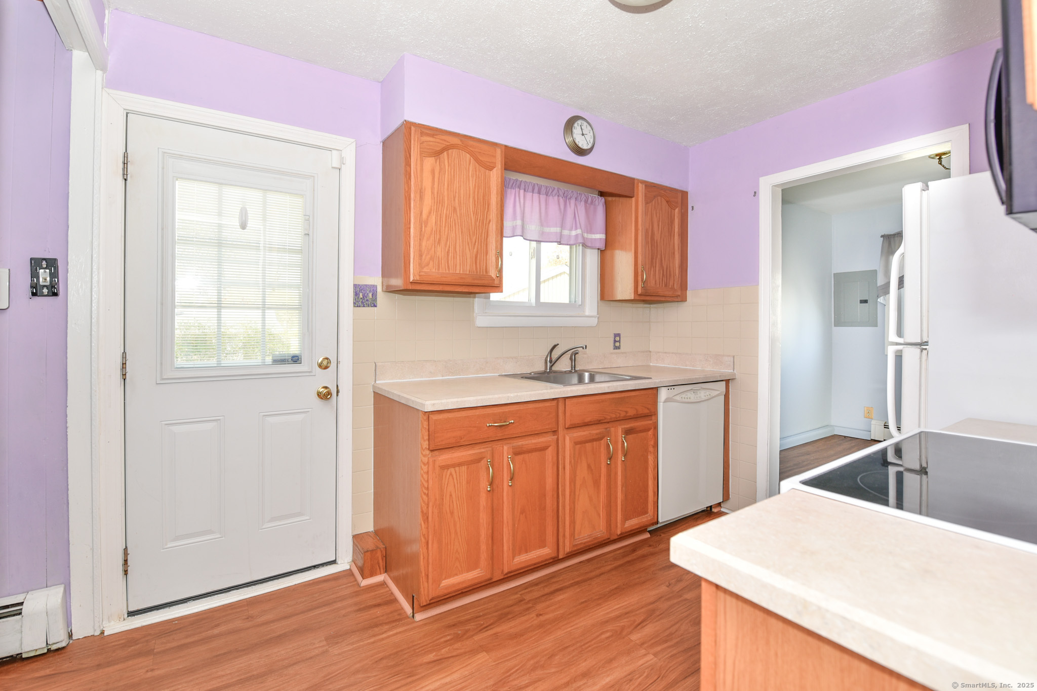 59 Leonard Drive, Bridgeport, Connecticut image 8