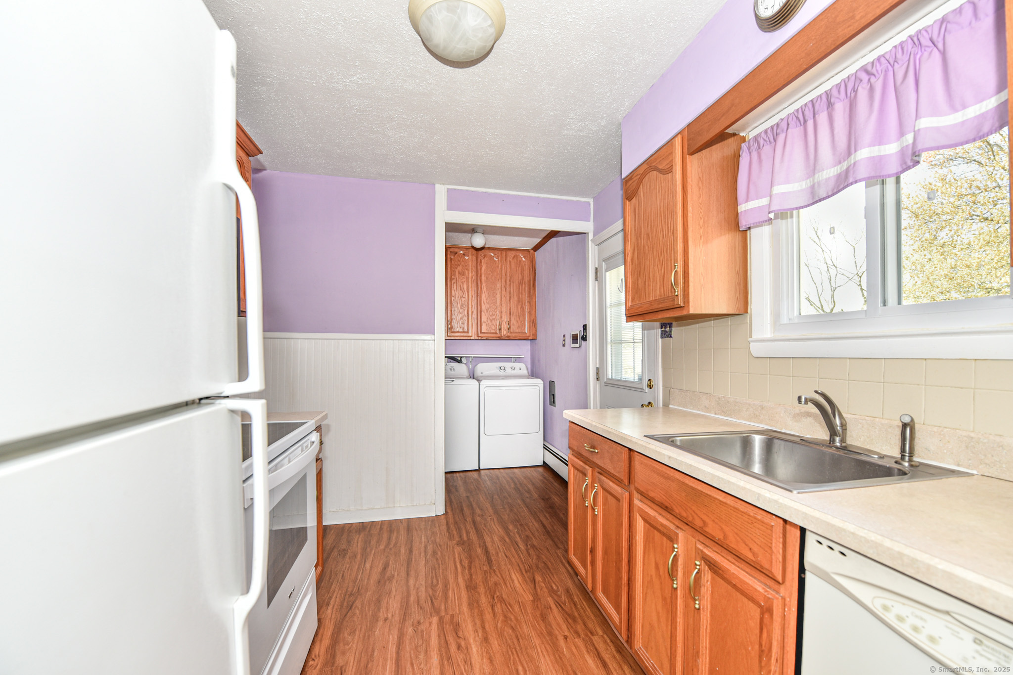 59 Leonard Drive, Bridgeport, Connecticut image 9