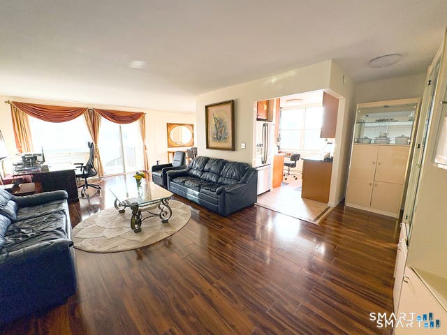 Photo of 50 Glenbrook Road #9C, Stamford, CT 06902 (MLS # 24200148)