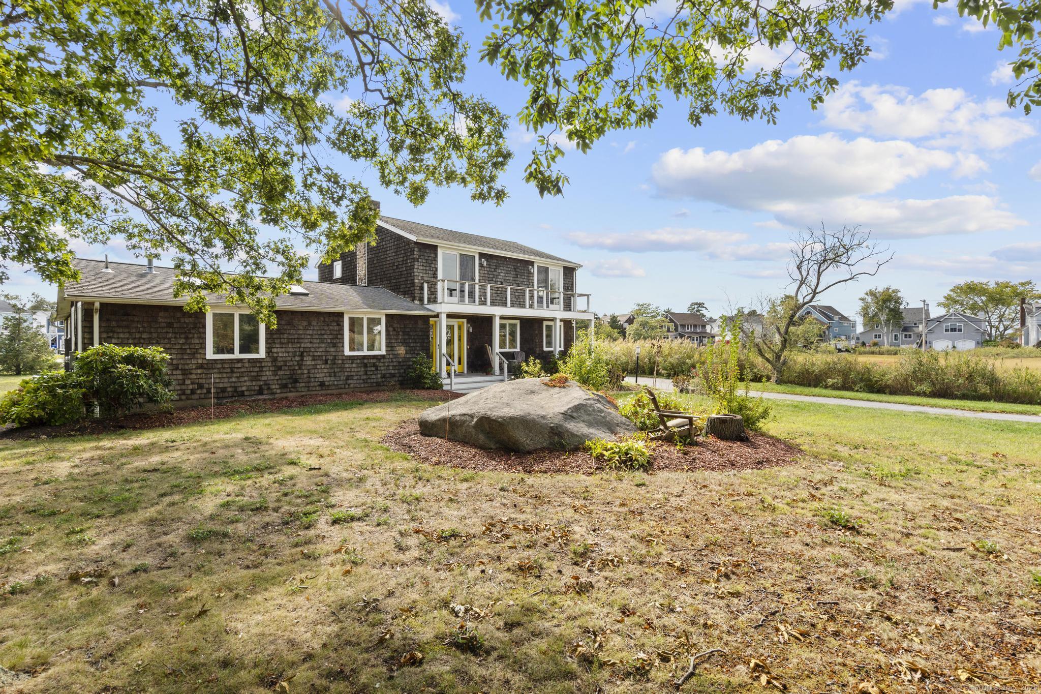 94 Summer Island Road