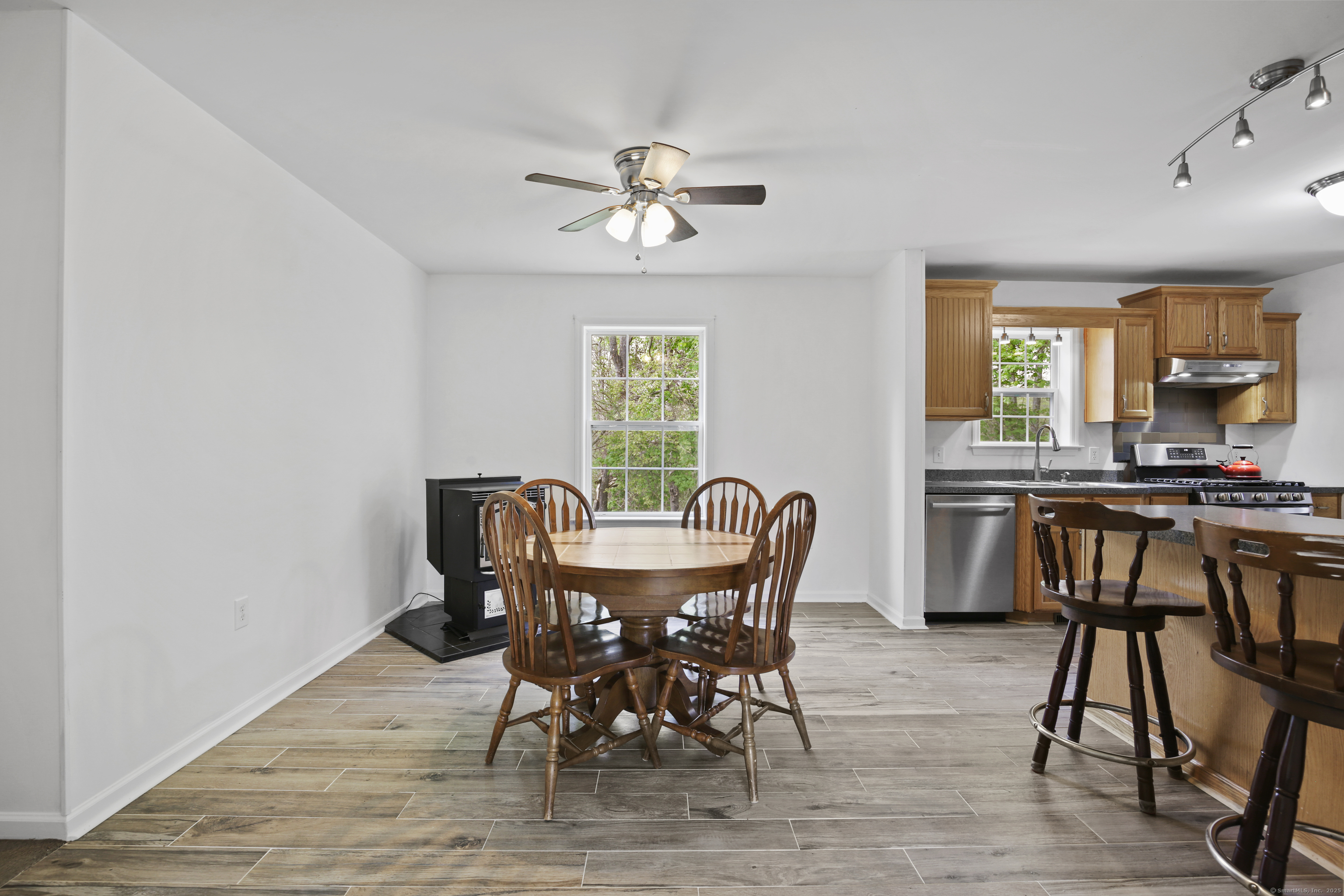 144 Pawcatuck Avenue, Stonington, Connecticut image 10