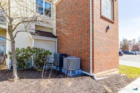 Tiny photo for 159 Carriage Crossing Lane #159, Middletown, CT 06457 (MLS # 24161312)