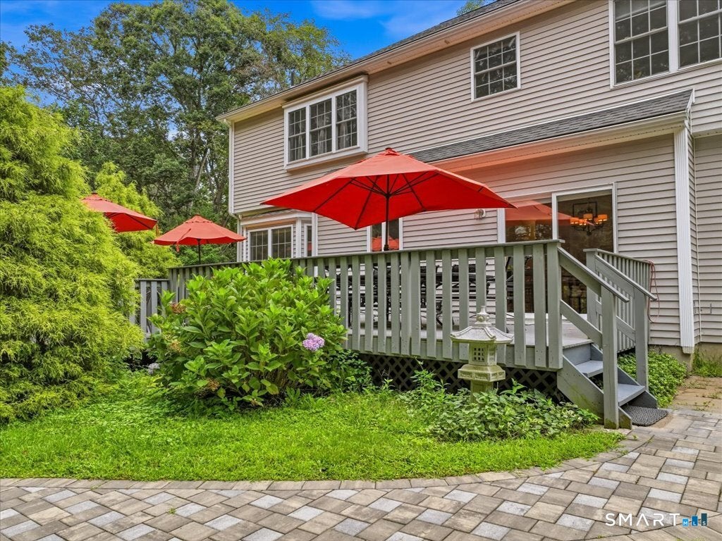 9 Inwood Drive