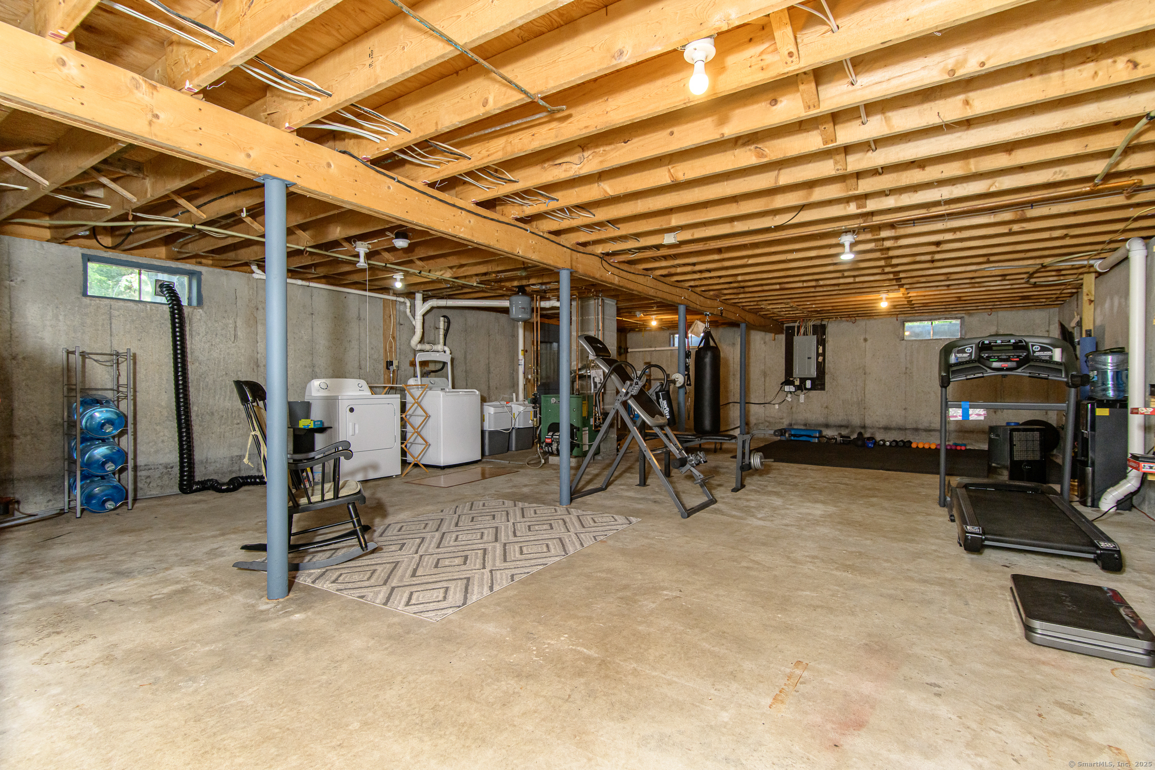 Woodstock, Connecticut 06281, United States, 3 Bedrooms Bedrooms, ,1 BathroomBathrooms,Residential,Pending,155890