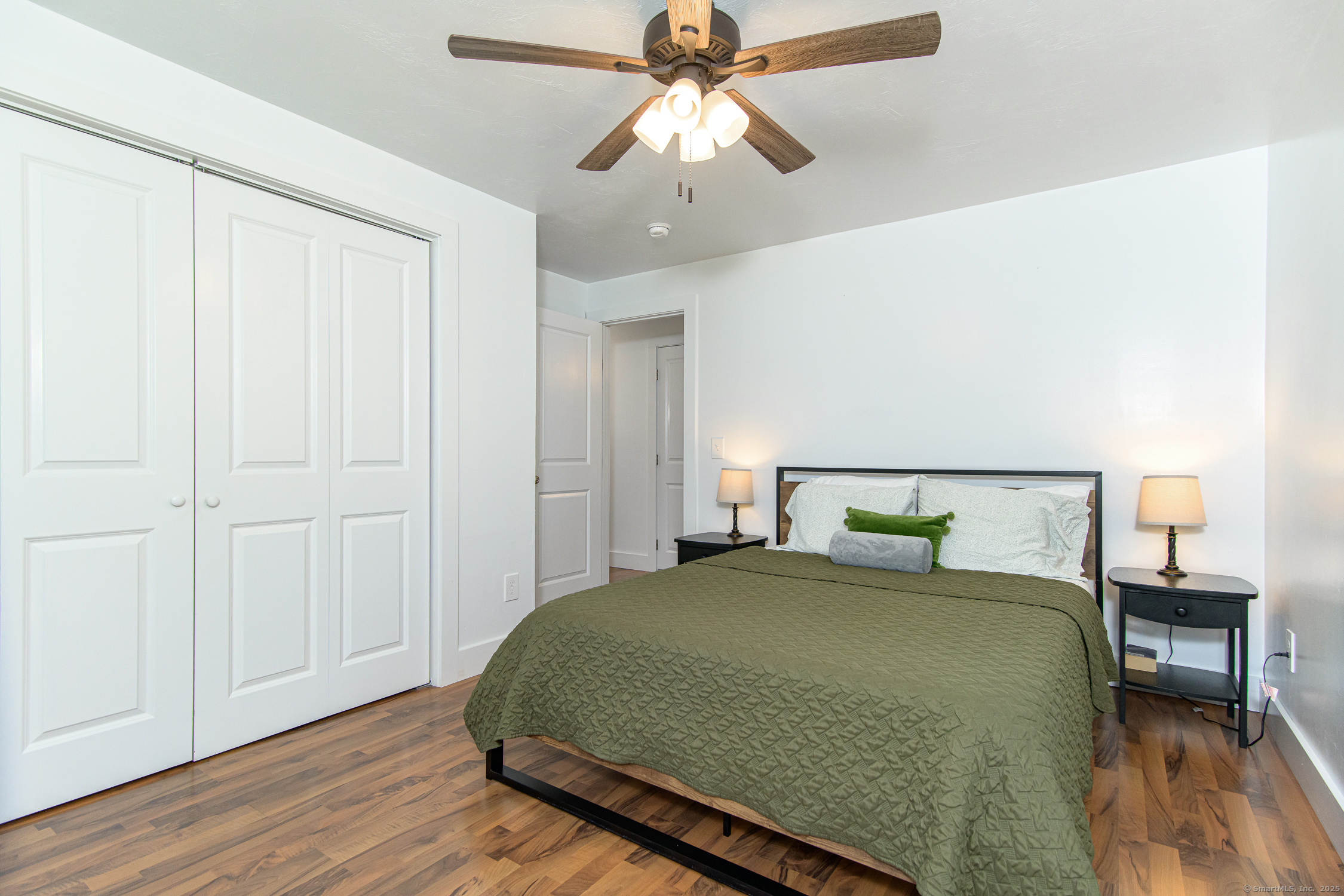 Woodstock, Connecticut 06281, United States, 3 Bedrooms Bedrooms, ,1 BathroomBathrooms,Residential,Pending,155890