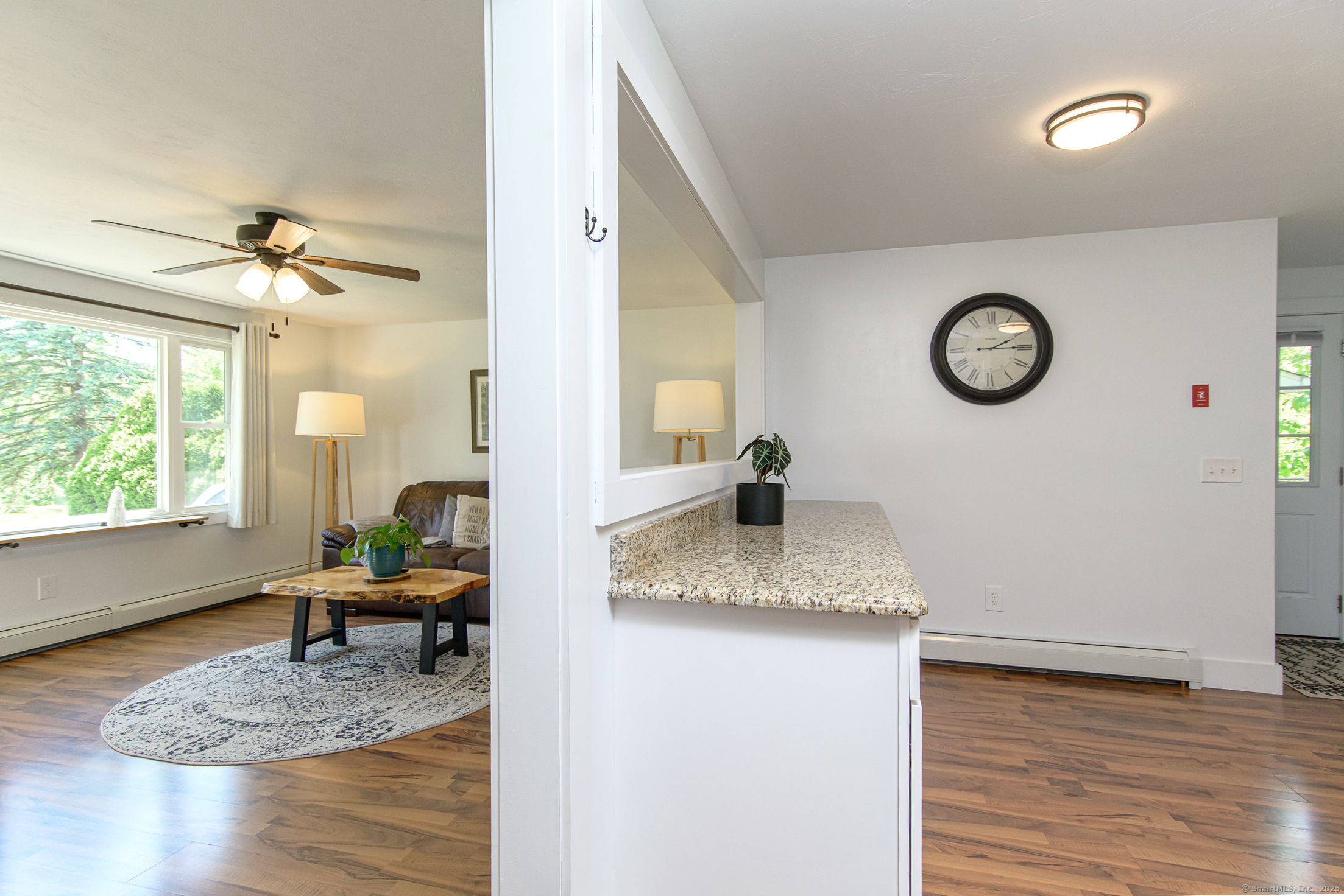 Woodstock, Connecticut 06281, United States, 3 Bedrooms Bedrooms, ,1 BathroomBathrooms,Residential,Pending,155890