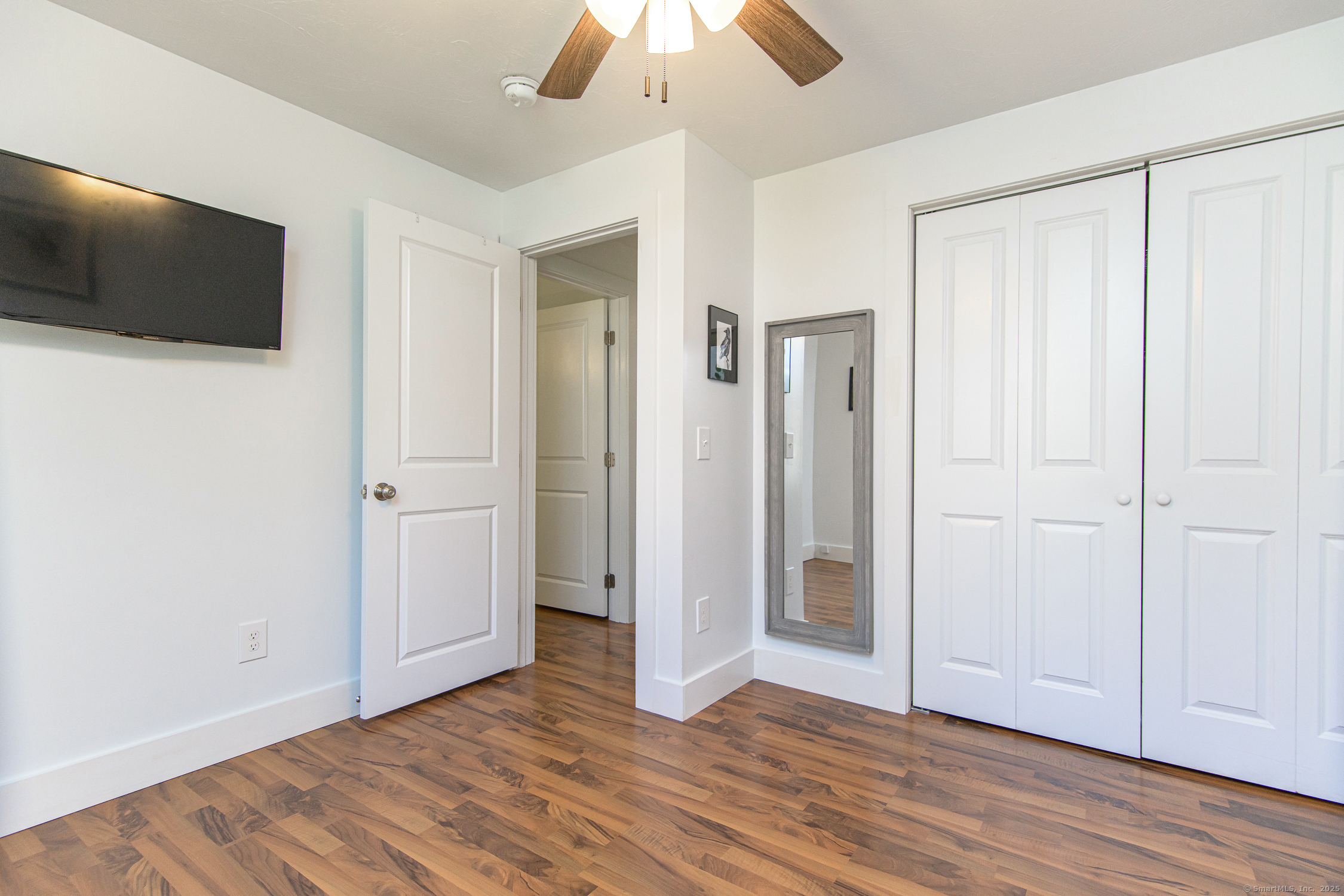 Woodstock, Connecticut 06281, United States, 3 Bedrooms Bedrooms, ,1 BathroomBathrooms,Residential,Pending,155890