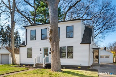 Photo of 181 Eastern Parkway, Milford, CT 06460 (MLS # 24165864)